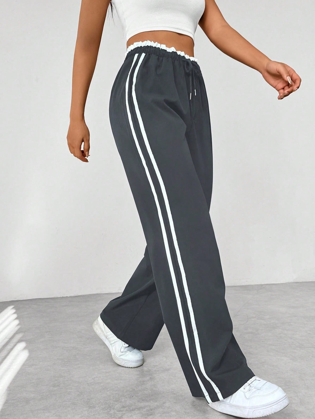 Zaylith - Wide Leg Streetwear Trousers