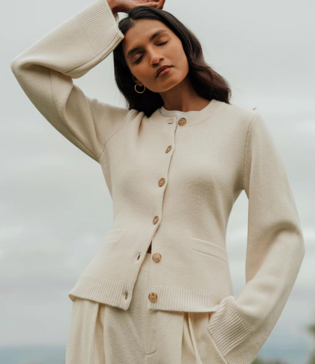Avarelle – Women’s Cardigan with Elegant Timeless Design