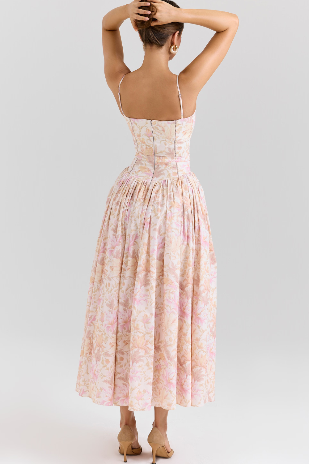 Zemira - Rochie de sculptură