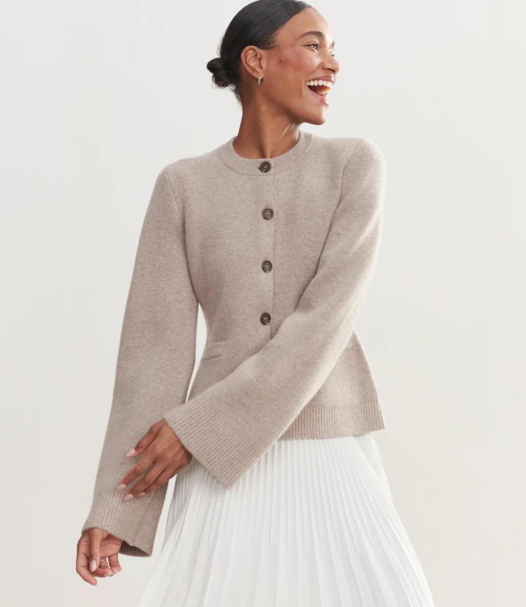 Avarelle – Women’s Cardigan with Elegant Timeless Design