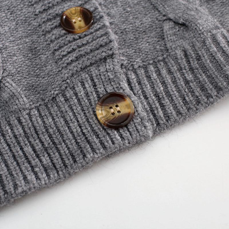Elenora – Women’s Short Cable Knit Cardigan
