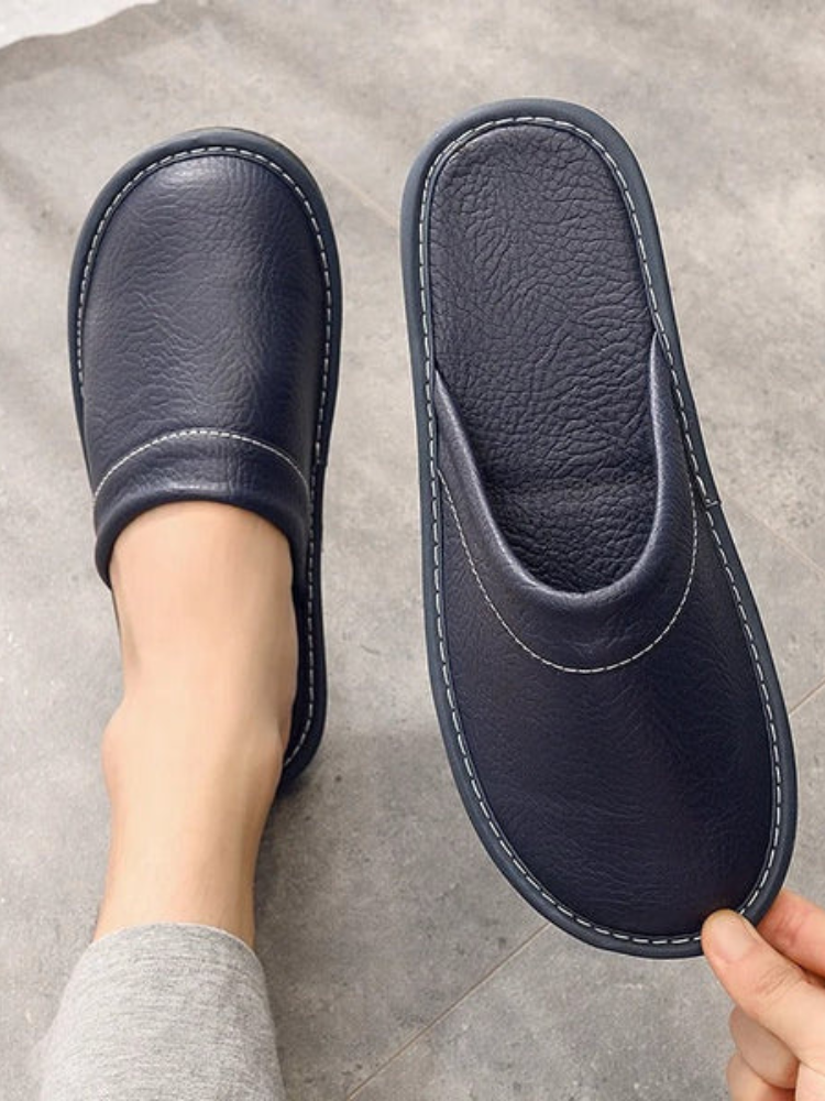 Nerio | Pantofole da Uomo | Comfort Resistente in Pelle per Interno ed Esterno