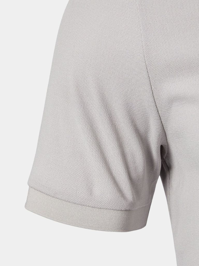 Mercan – Smart-Casual Polo mit kontrastierendem Kragen