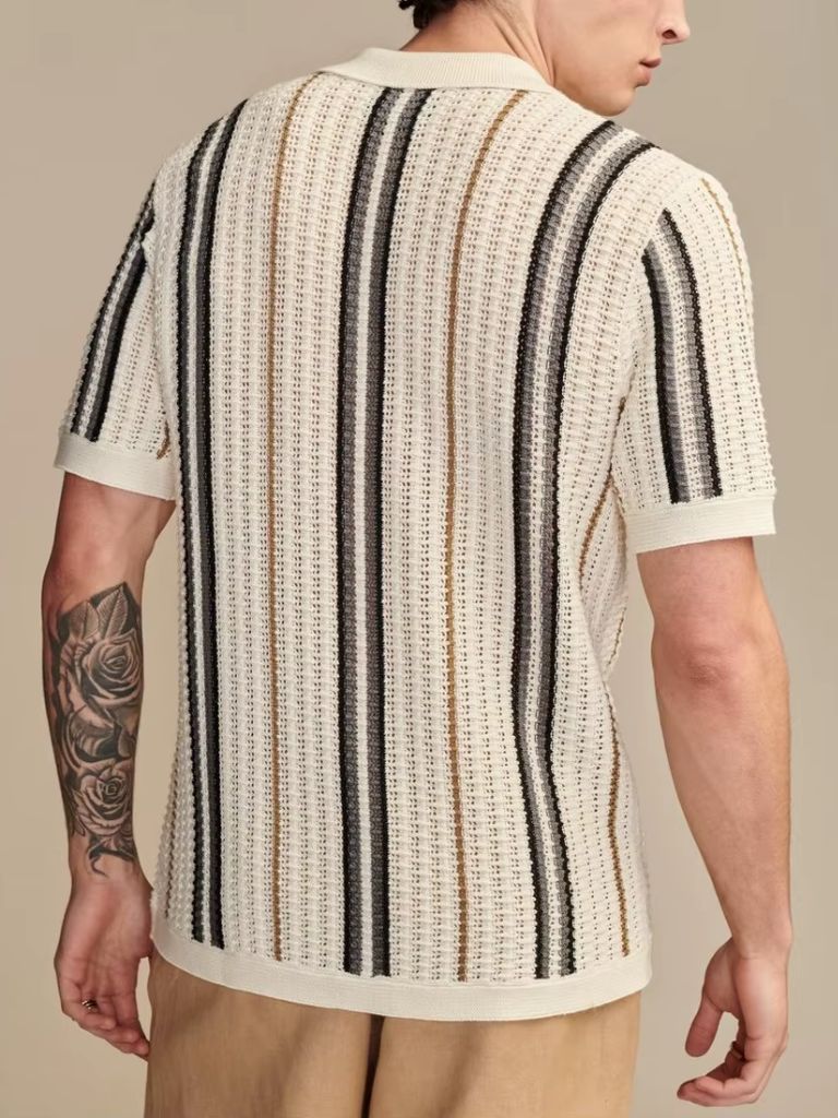Amaro – Vertikal gestreiftes Polohemd mit Knopfleiste