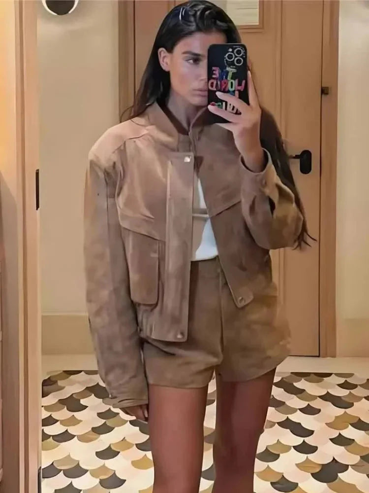 Janine - Dámska oversized krátka bunda so zipsovými vreckami