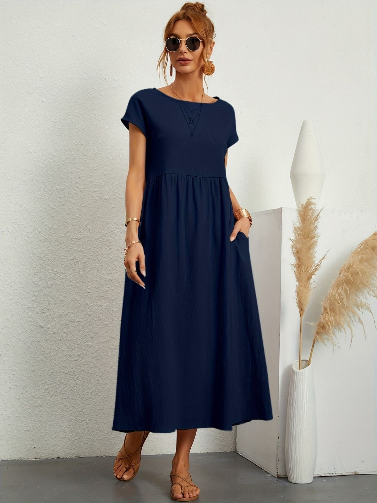 Neline – Női laza midi zsebes ruha rövid ujjú