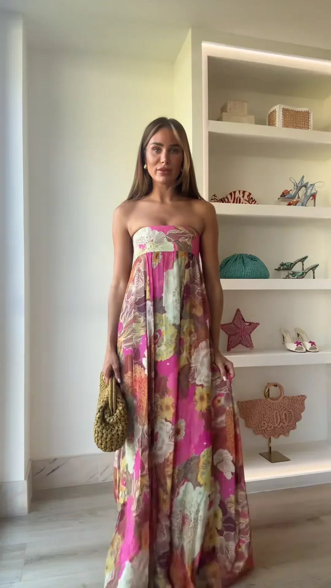 Ivy - Vestido Maxi Floral sem Alças para Convidada de Casamento
