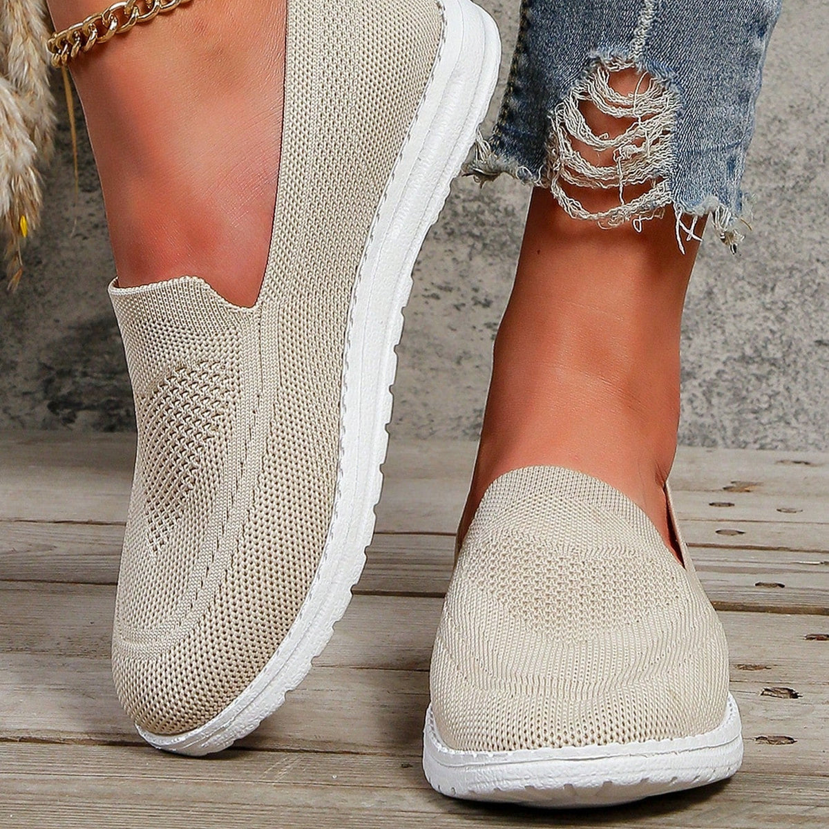 Emiliora – damskie sneakersy na spacer typu slip on