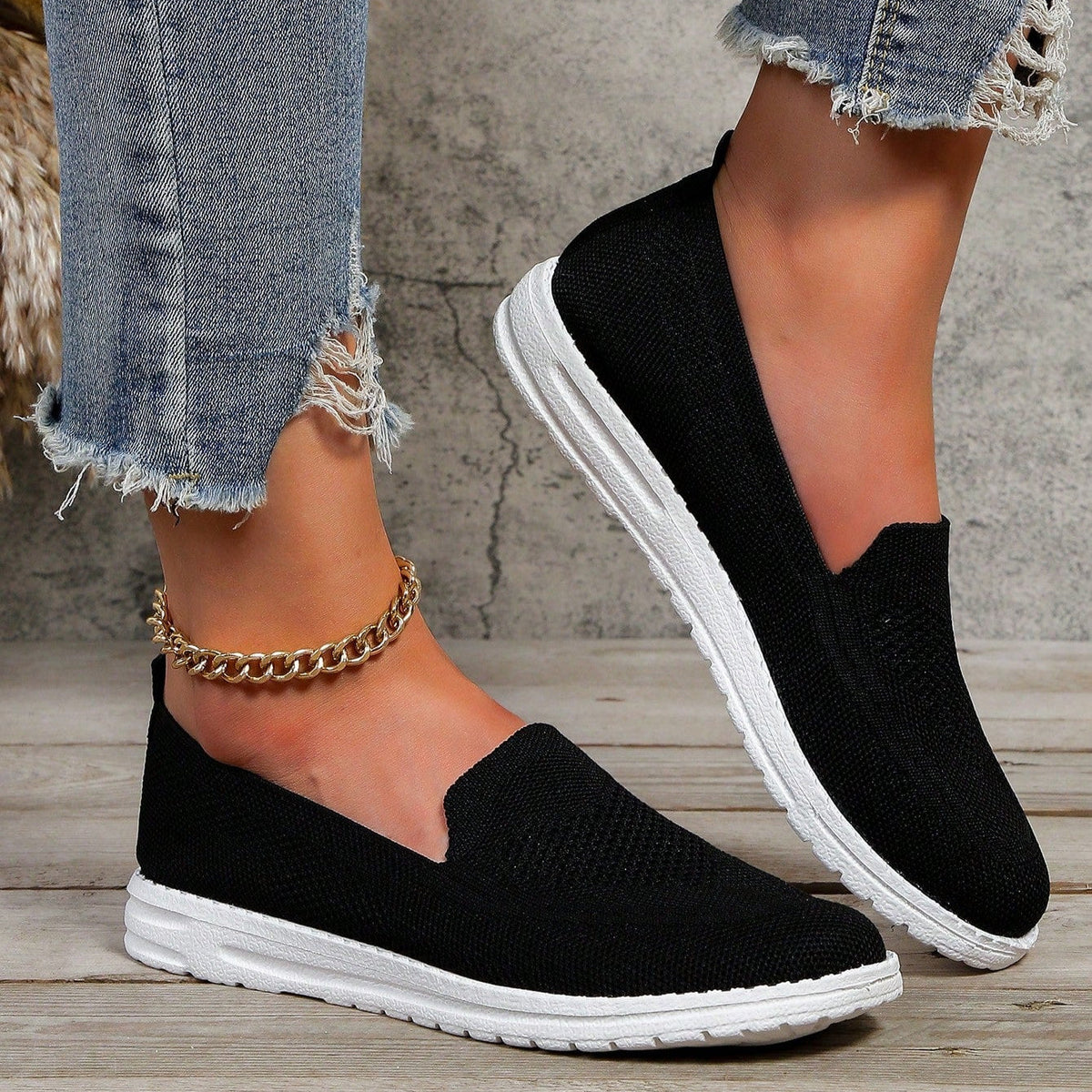 Emiliora – damskie sneakersy na spacer typu slip on