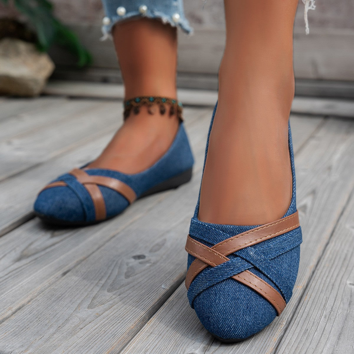 Elvaria – Elegant Cross Strap Womens Shoes