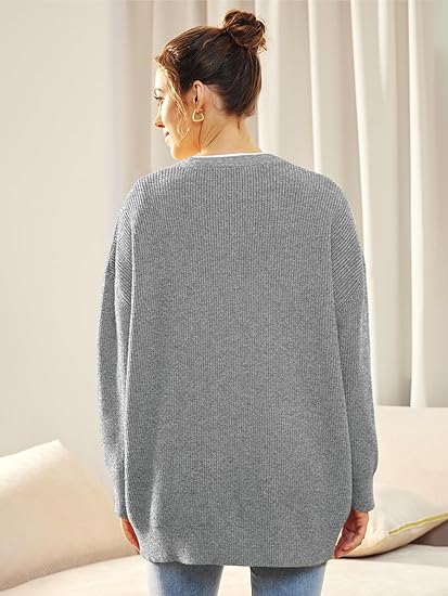 Alenya – Dámský volný svetr s výstřihem do V a zapínáním na knoflíky