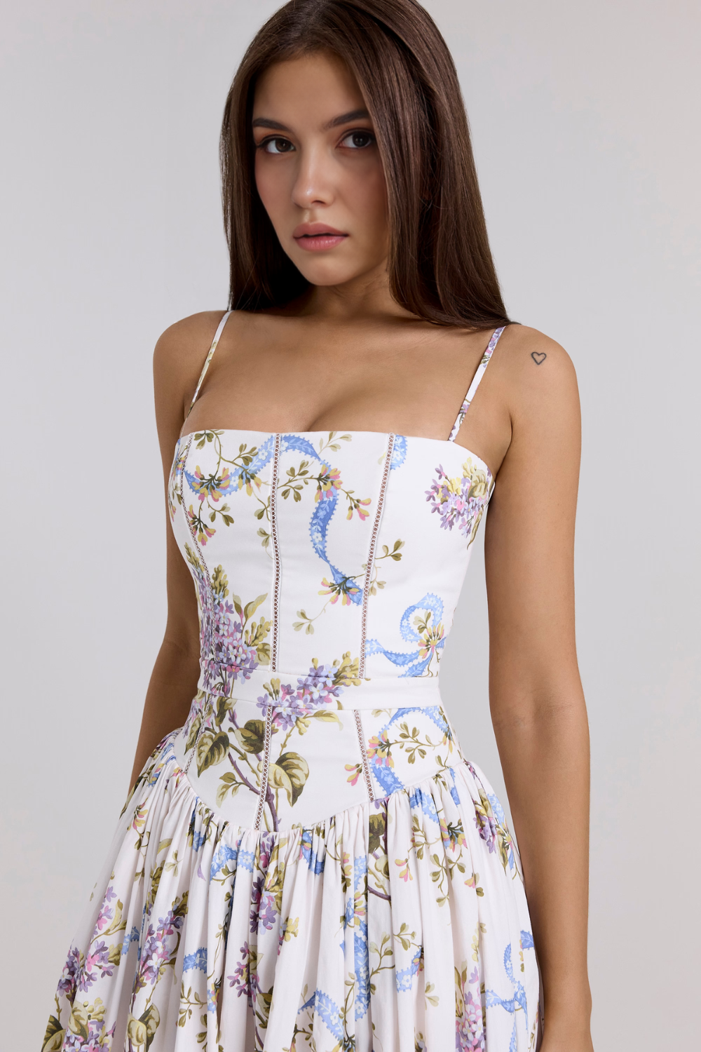 Zemira - Rochie de sculptură