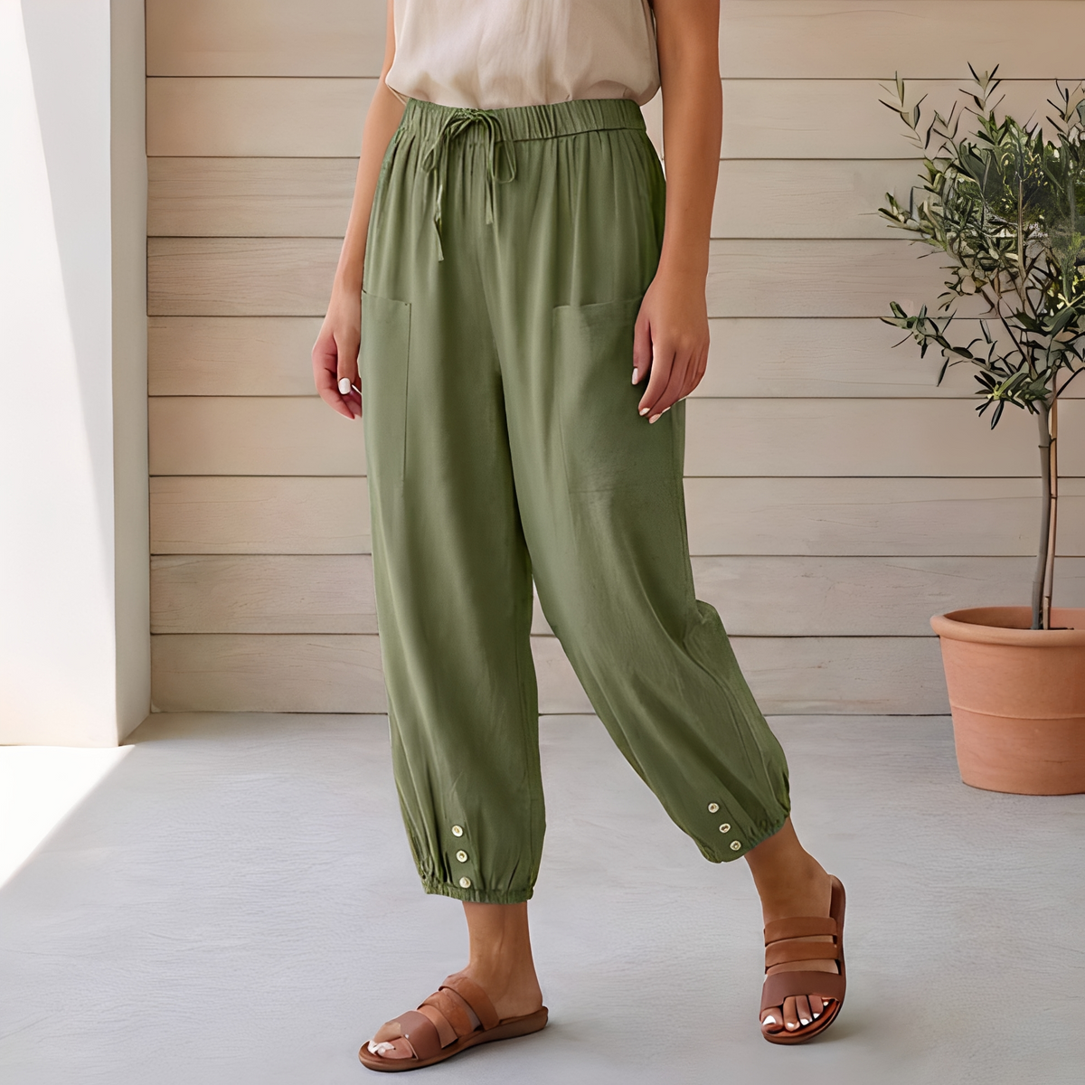 Leanna – Elegante, Loszittende Damesbroek