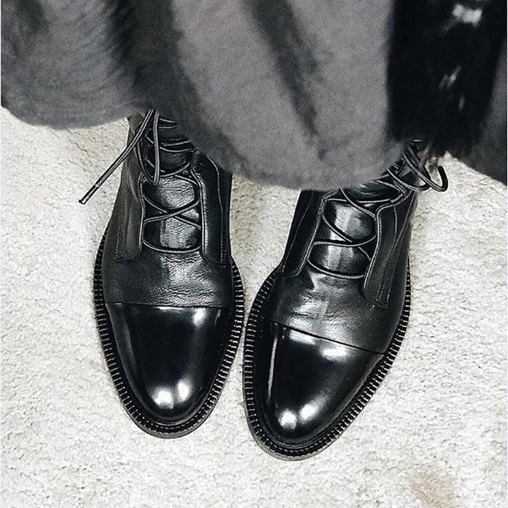 Velynn – Botas de Tornozelo de Couro com Atacadores para Mulher