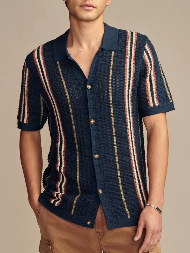 Amaro – Vertikal gestreiftes Polohemd mit Knopfleiste