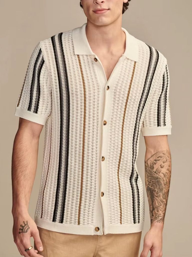 Amaro – Vertikal gestreiftes Polohemd mit Knopfleiste