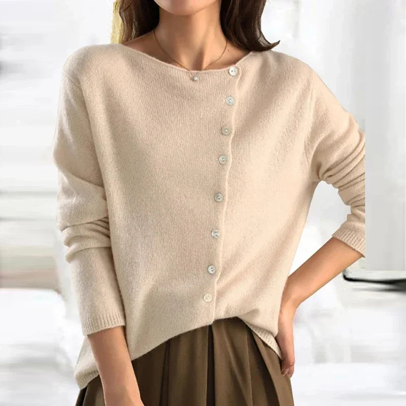 Elira – Women’s Elegant Autumn Knitwear