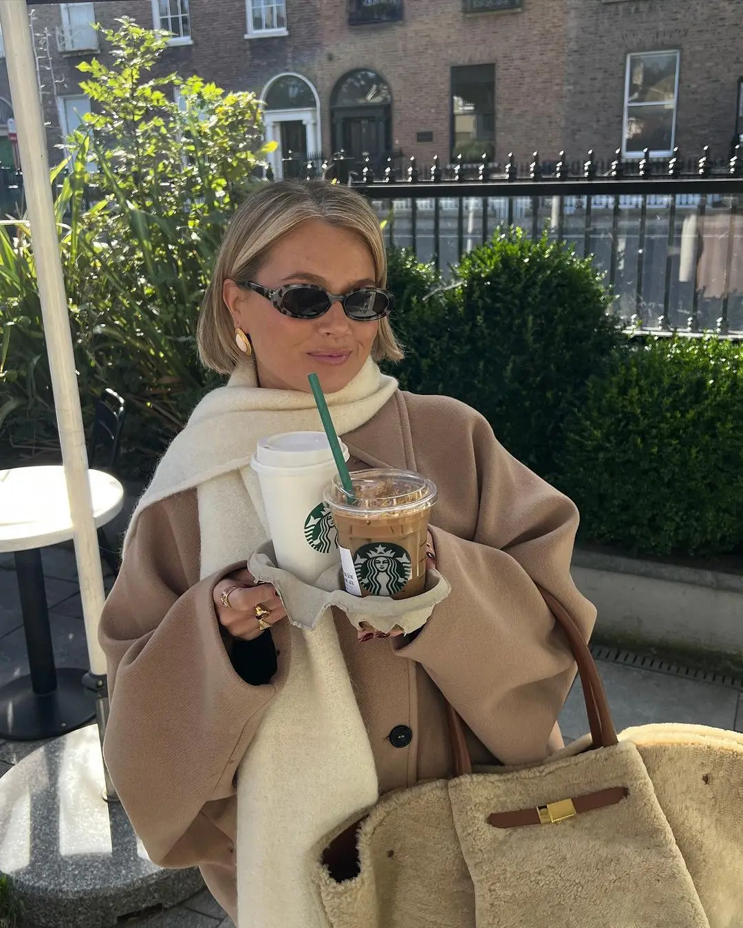 Valestra – Damen Oversize Wollmantel