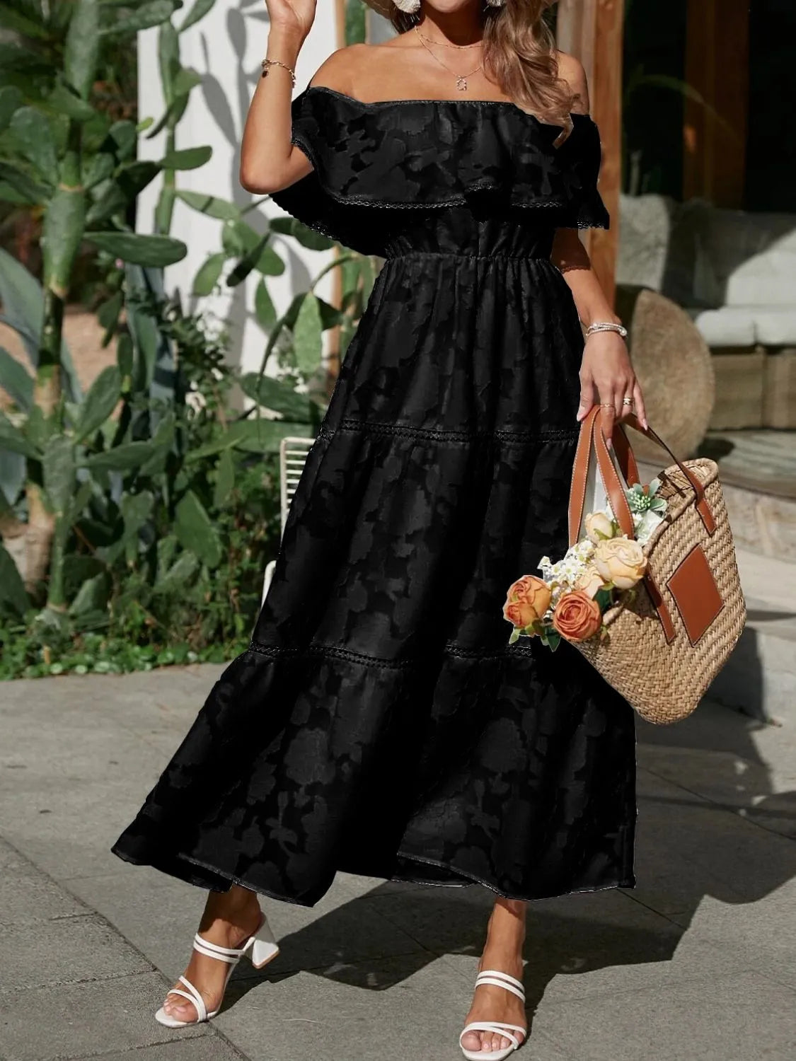 Catherin – Maxikleid mit Stufenrock und Carmenausschnitt für Hochzeitsgäste
