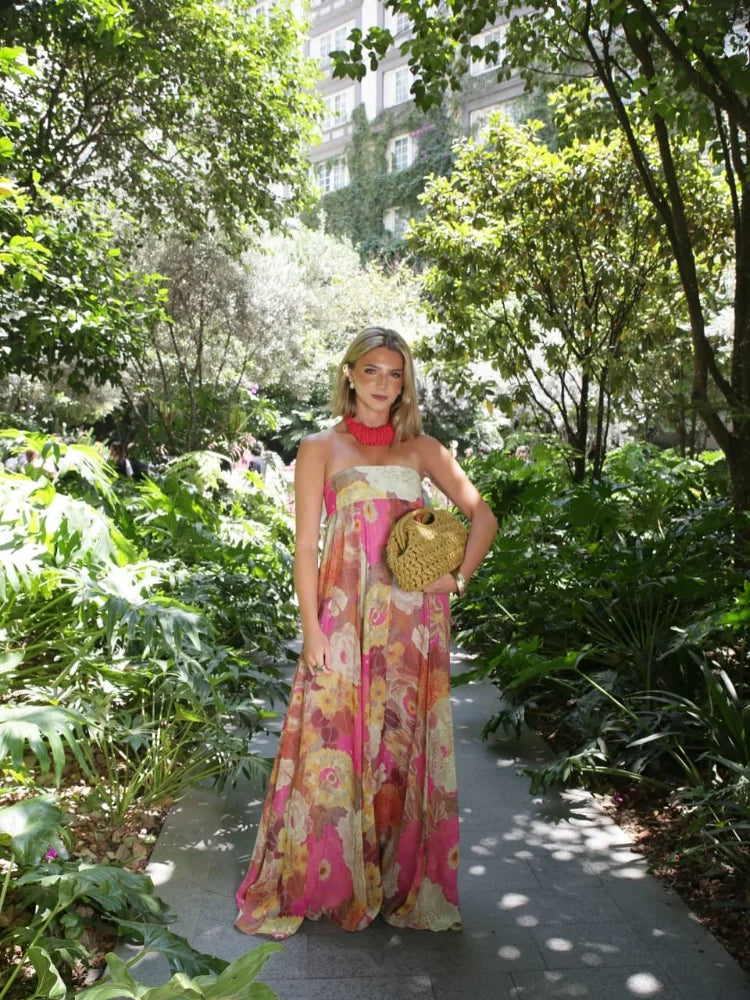 Ivy - Vestido Maxi Floral sem Alças para Convidada de Casamento